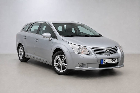 Toyota Avensis 10 of 25