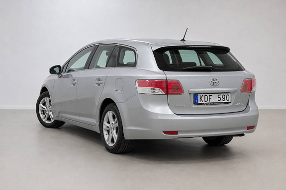 Toyota Avensis 5 of 25