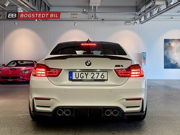 BMW M4 6 of 21