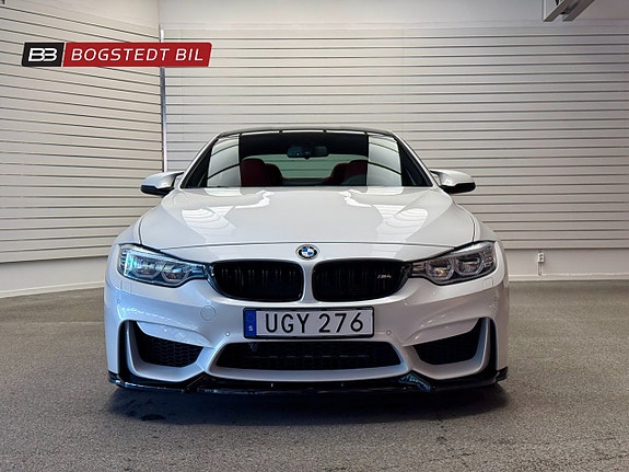 BMW M4 2 of 21
