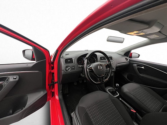 Volkswagen Polo 10 of 25
