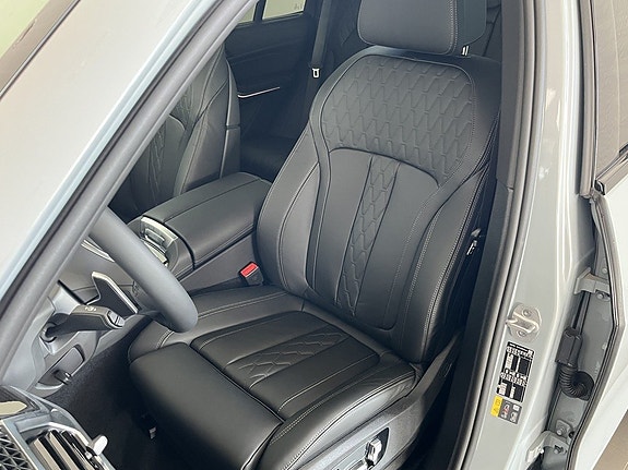 BMW X5 7 of 17