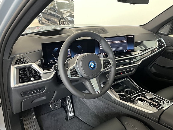 BMW X5 5 of 17