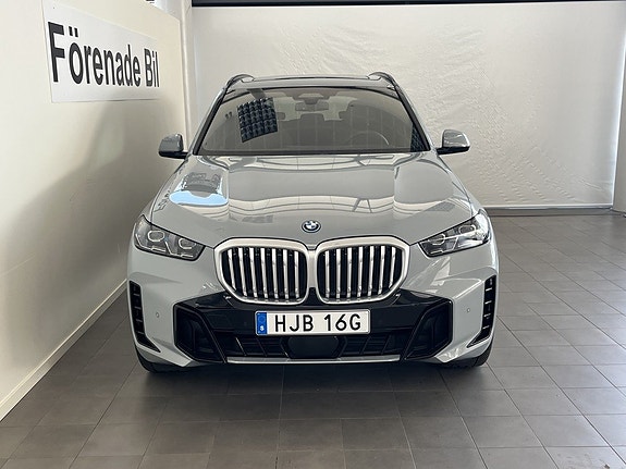 BMW X5 2 of 17