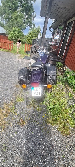 Yamaha XVS1100A 2 of 12