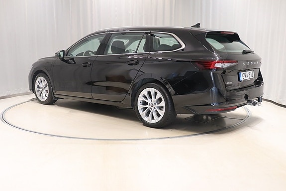 Skoda Superb 6 of 12