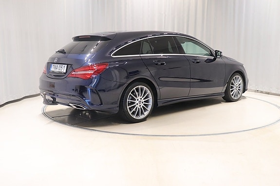 Mercedes-Benz CLA180 4 of 11