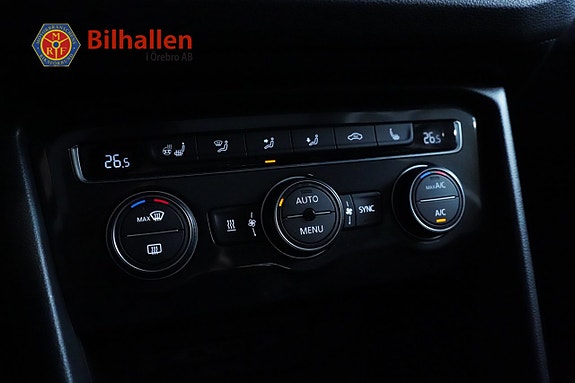 Volkswagen Tiguan 10 of 23