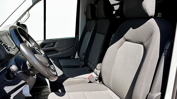 Volkswagen Crafter 8 of 12