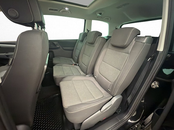 Volkswagen Sharan 28 of 30