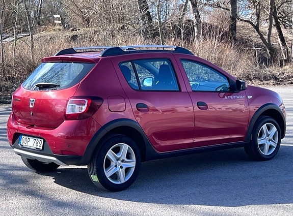 Dacia Sandero Stepway 3 of 10