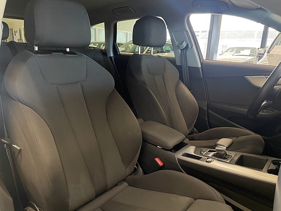 Audi A4 8 of 20