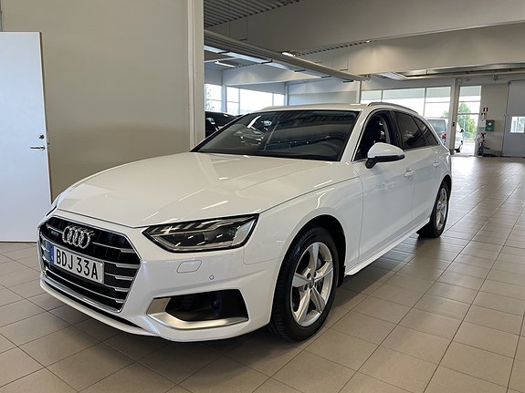 Audi A4 3 of 20