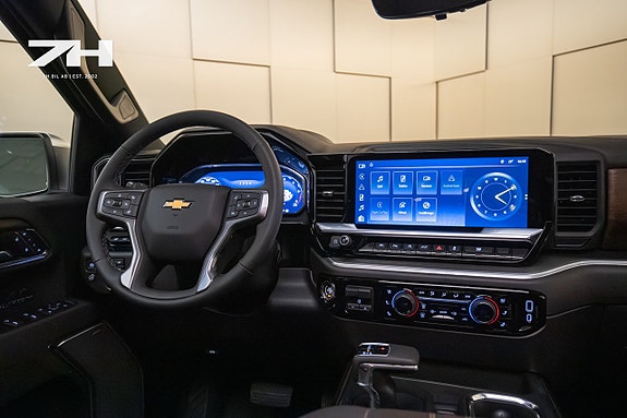 Chevrolet Silverado 1500 13 of 30