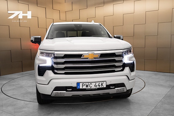Chevrolet Silverado 1500 27 of 30