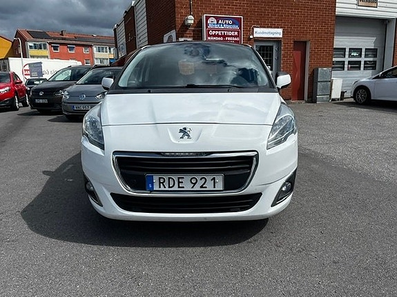 Peugeot 5008 4 of 11