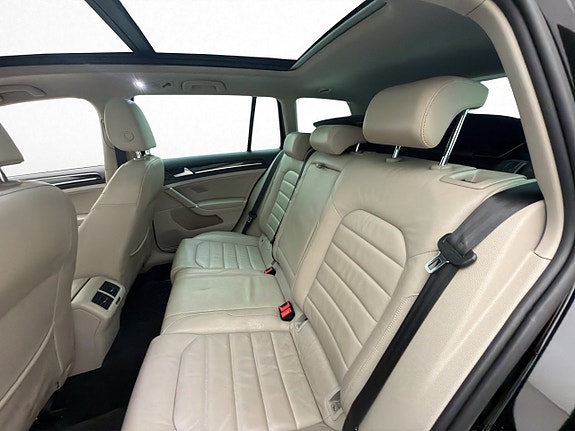 Volkswagen Golf I 26 of 30
