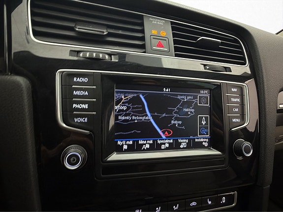 Volkswagen Golf I 21 of 30