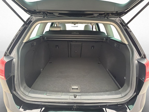 Volkswagen Golf I 27 of 30