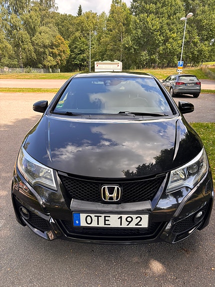 Honda Civic 3 of 8