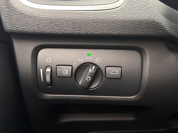 Volvo V40 15 of 30
