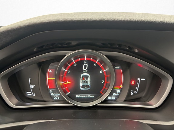 Volvo V40 17 of 30