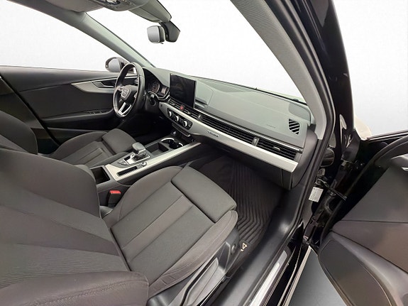 Audi A4 27 of 30