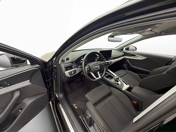 Audi A4 11 of 30