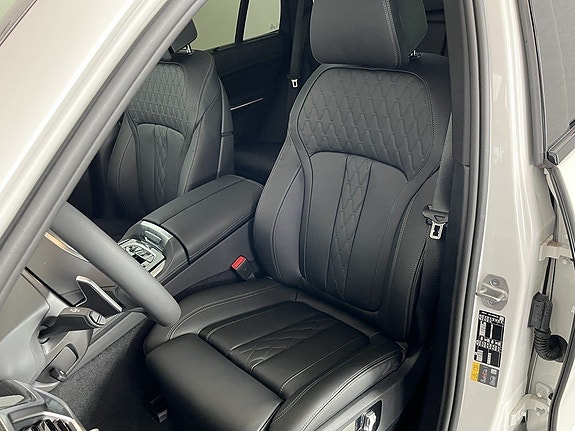 BMW X5 7 of 17