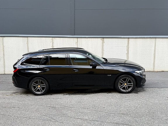 BMW 330e 2 of 12