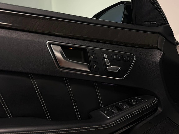 Mercedes-Benz E63 23 of 26
