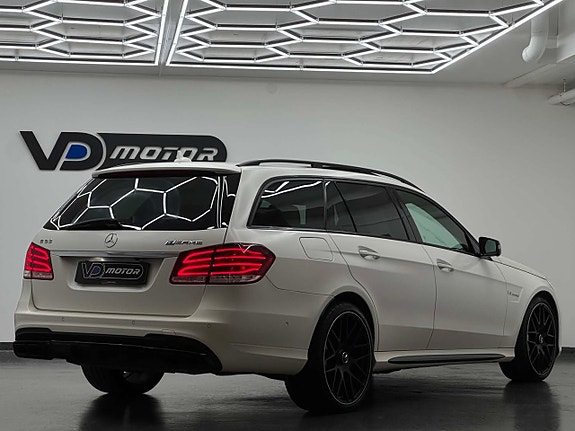 Mercedes-Benz E63 6 of 24