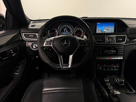 Mercedes-Benz E63 16 of 26