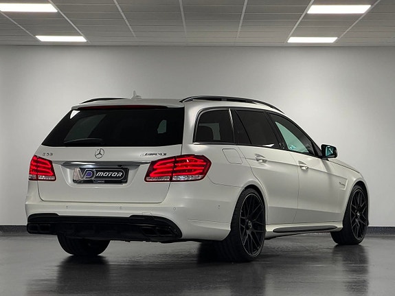 Mercedes-Benz E63 4 of 26