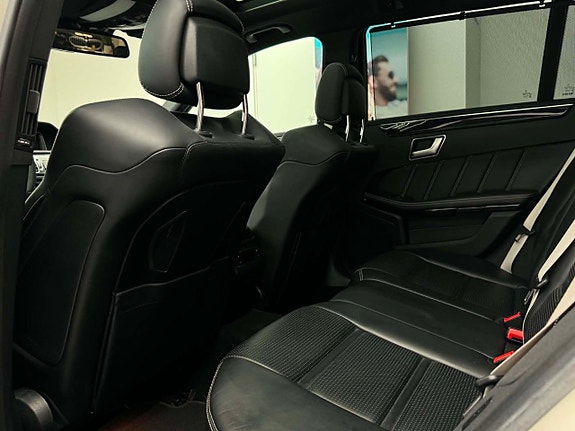 Mercedes-Benz E63 21 of 24
