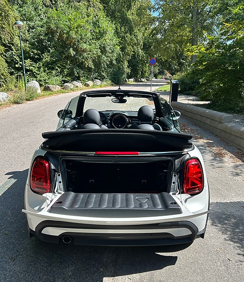 MINI Cooper 14 of 15