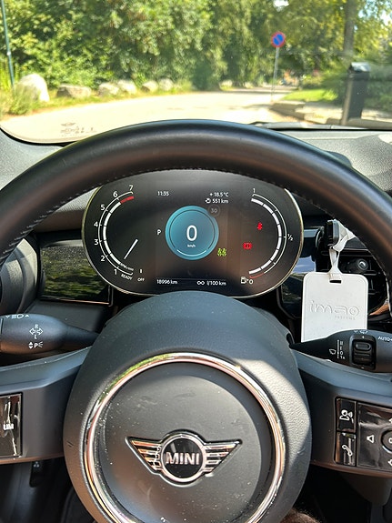 MINI Cooper 10 of 15