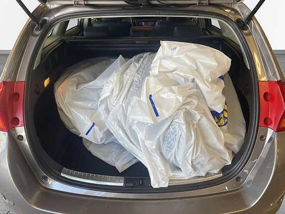 Toyota Auris 10 of 17