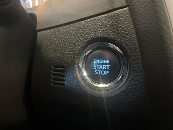 Toyota Auris 17 of 17