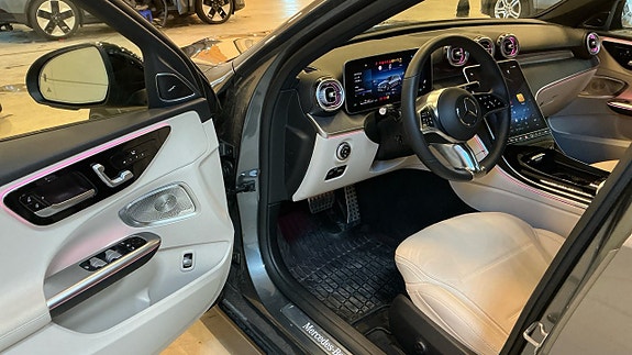 Mercedes-Benz C220 d 3 of 3