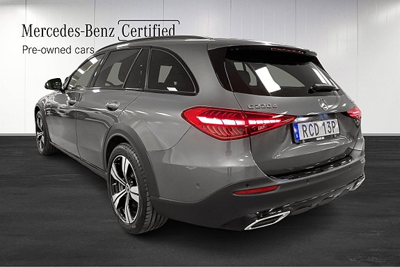 Mercedes-Benz C220 d 4 of 18