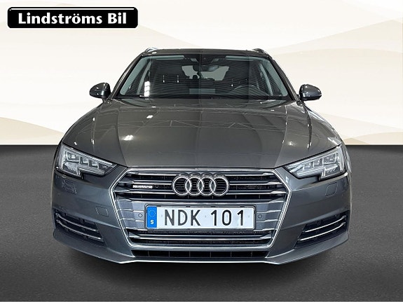 Audi A4 8 of 19