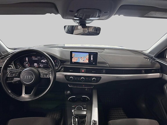 Audi A4 11 of 19