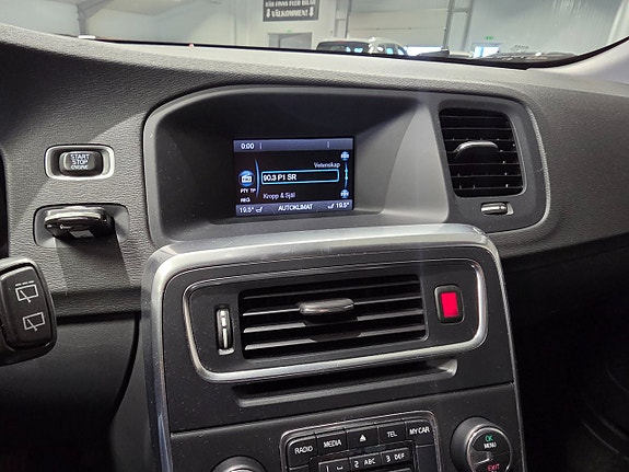 Volvo V60 8 of 10