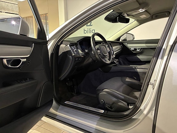 Volvo V90 5 of 14