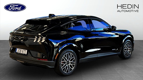 Ford Mustang Mach-E 2 of 12
