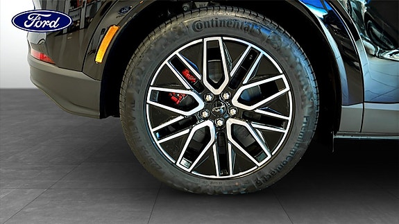 Ford Mustang Mach-E 9 of 12