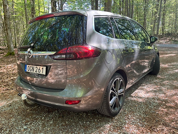 Opel Zafira Tourer 3 of 11