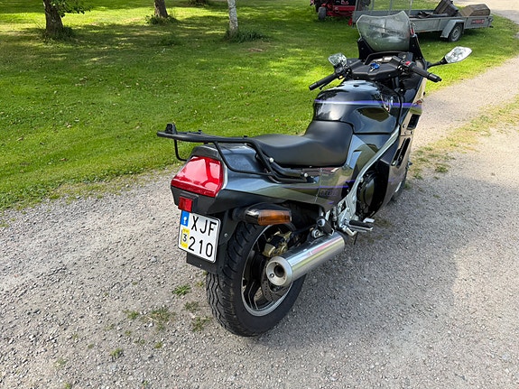Suzuki Gsx 1100F 5 of 10