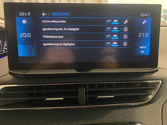 Peugeot 3008 17 of 22
